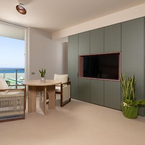 Queen Suite